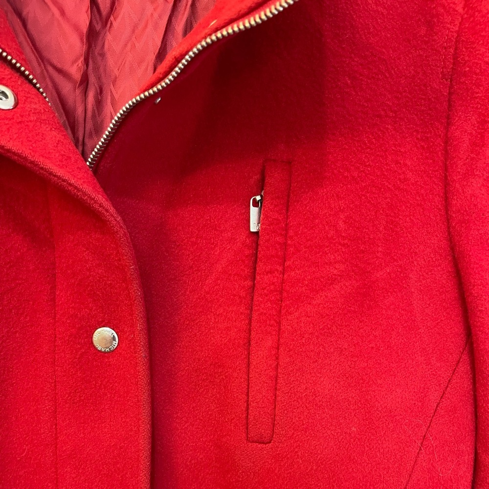 MICHAEL KORS RED WOOL COAT! Zipper & Snap Close Front & Low Pockets. Zip top pkt - Picture 5 of 12